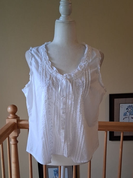 la cera Tops - La Cera Sleeveless White Ruffled Tie-Neck 100% Cotton Corset Tank Blouse